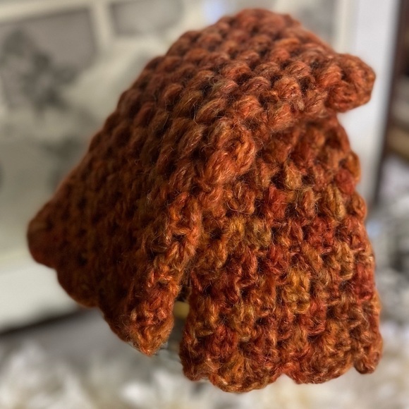 𝅺HANDMADE BURNT ORANGE FINGERLESS GLOVES - Picture 4 of 4
